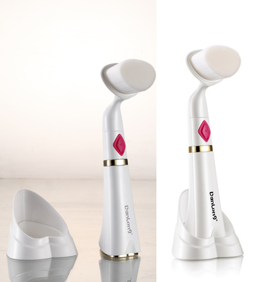 美容仪与修图艺术 科技美肤与后期美学的交融